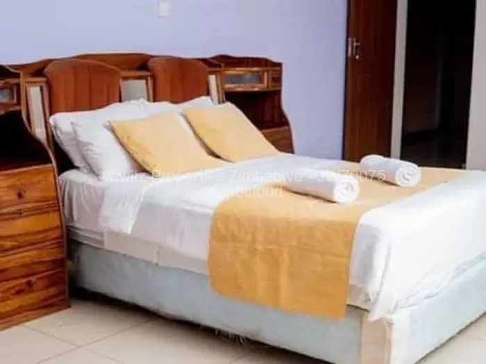 9 Bedroom House to Rent in Pomona, Harare