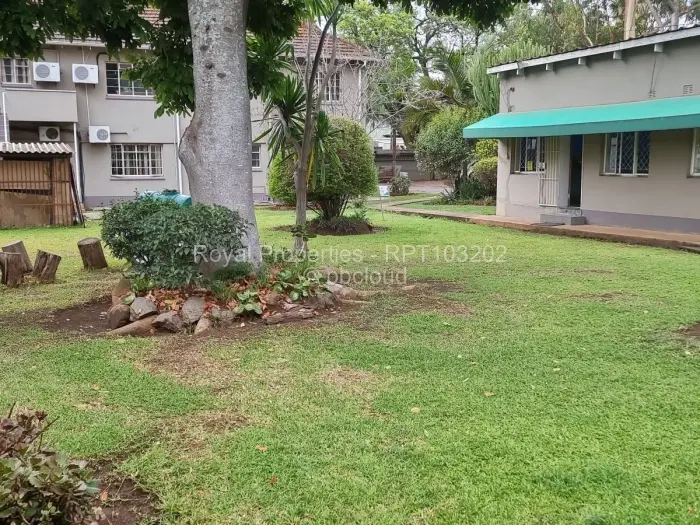 1 Bedroom House to Rent in Avondale, Harare