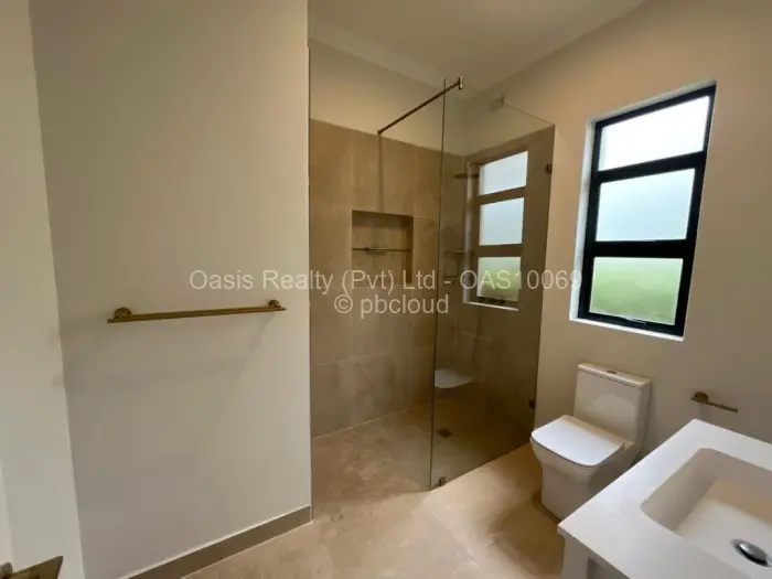 Townhouse/Cluster for Sale in Chisipite, Harare