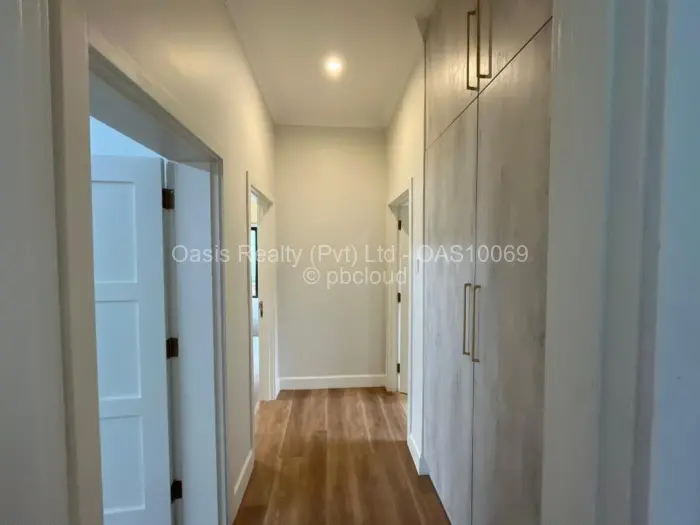 Townhouse/Cluster for Sale in Chisipite, Harare