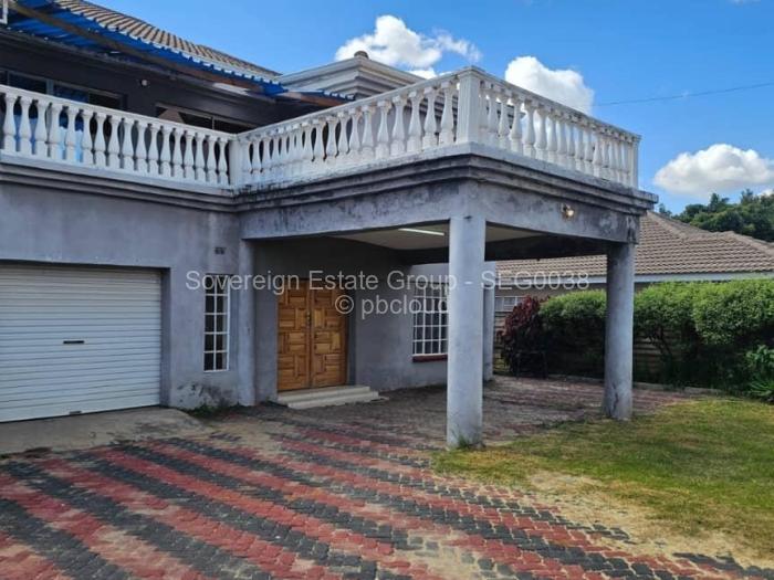 5 Bedroom House for Sale in Zimre Park, Harare