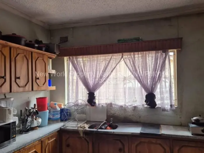 4 Bedroom House for Sale in Westlea Hre, Harare