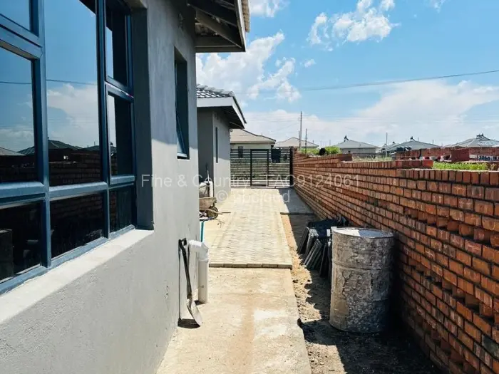 2 Bedroom House to Rent in Mabvazuva Estates, Ruwa