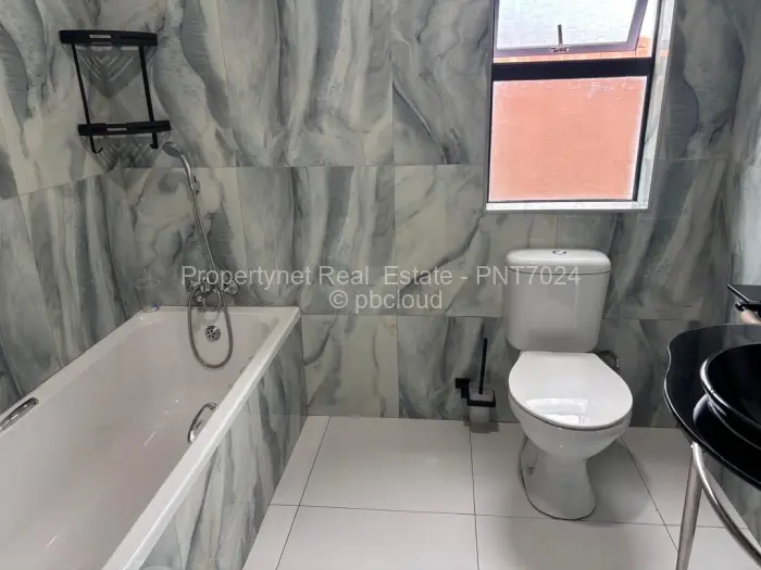 Townhouse/Cluster for Sale in Arlington, Harare