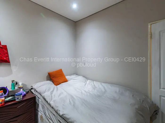 5 Bedroom House for Sale in Mount Pleasant, Harare