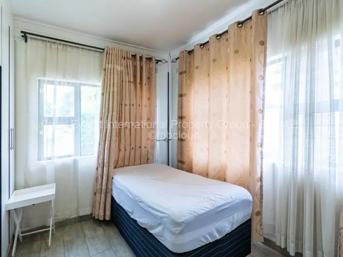 5 Bedroom House for Sale in Mount Pleasant, Harare