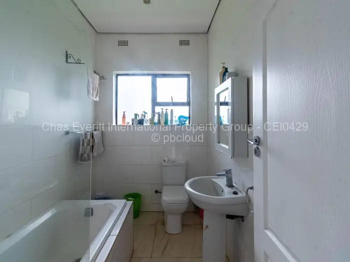 5 Bedroom House for Sale in Mount Pleasant, Harare