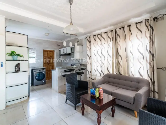 5 Bedroom House for Sale in Mount Pleasant, Harare