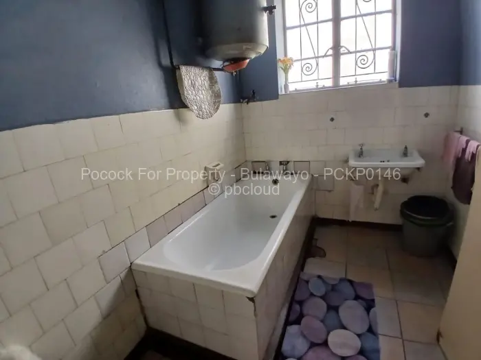 Flat/Apartment for Sale in Bulawayo City Centre, Bulawayo
