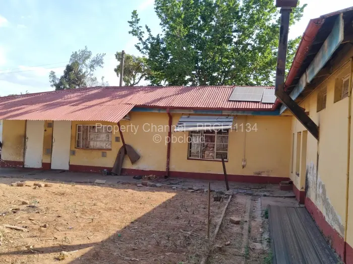 4 Bedroom House for Sale in Athlone, Harare