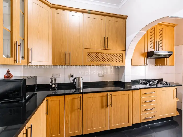 5 Bedroom House to Rent in Glen Lorne, Harare