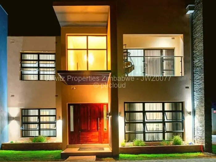 Townhouse/Cluster to Rent in Greencroft, Harare