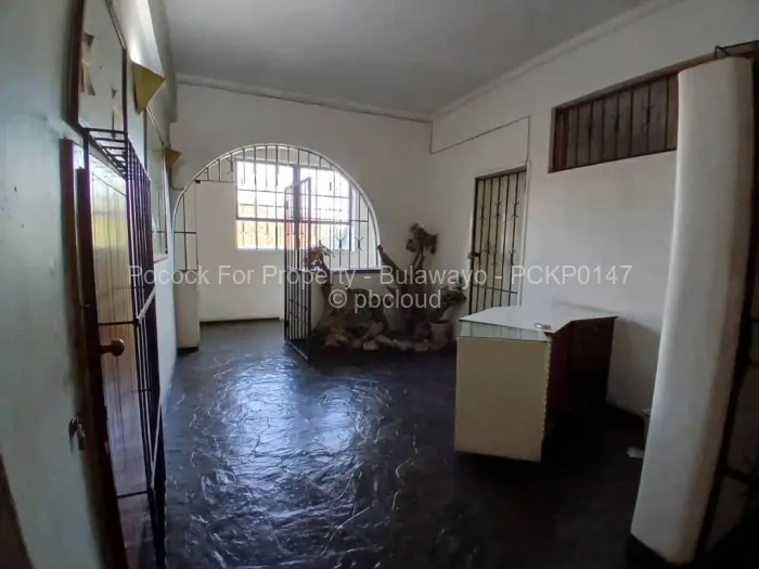 Retail/Shop for Sale in Bulawayo City Centre, Bulawayo