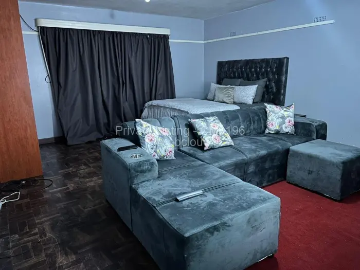 Flat/Apartment to Rent in Avenues