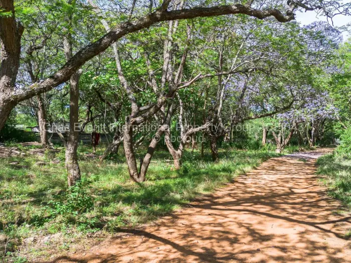 1 Bedroom House for Sale in Burnside, Bulawayo