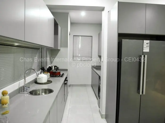 Townhouse/Cluster to Rent in Highlands, Harare