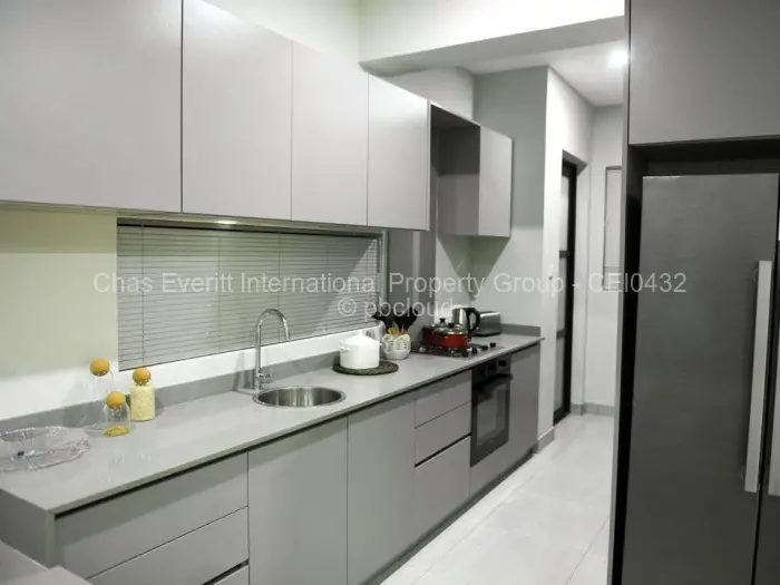 Townhouse/Cluster to Rent in Highlands, Harare