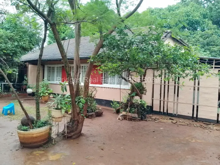 3 Bedroom House for Sale in Mabelreign, Harare