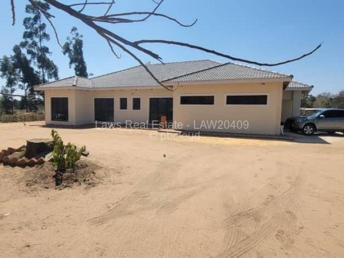 4 Bedroom House for Sale in Ruwa, Ruwa