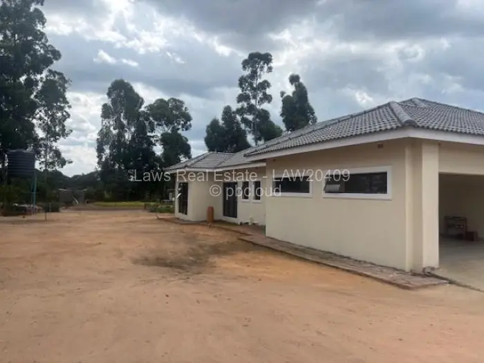 4 Bedroom House for Sale in Ruwa, Ruwa