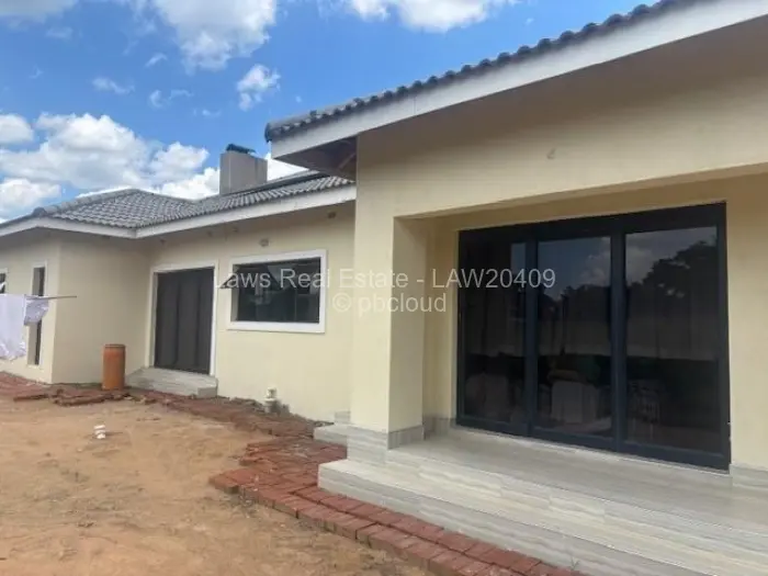 4 Bedroom House for Sale in Ruwa, Ruwa