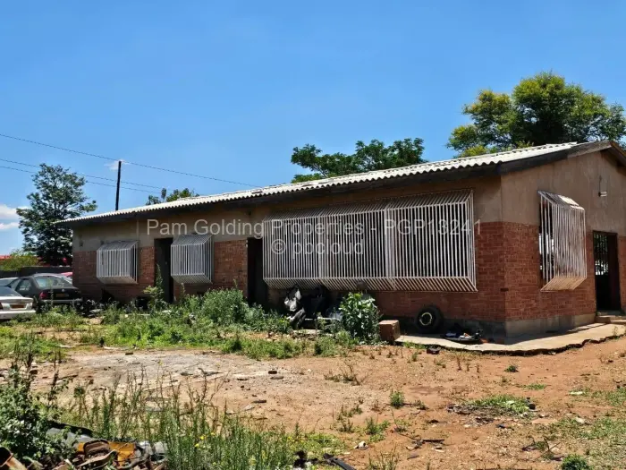Commercial Stand for Sale in Kelvin West, Bulawayo