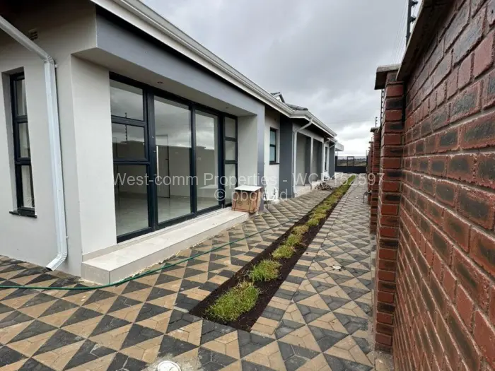 Flat/Apartment to Rent in Haydon Park, Mazowe