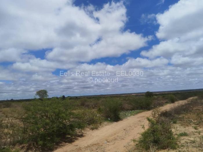 Commercial Stand for Sale in Rangemore, Bulawayo