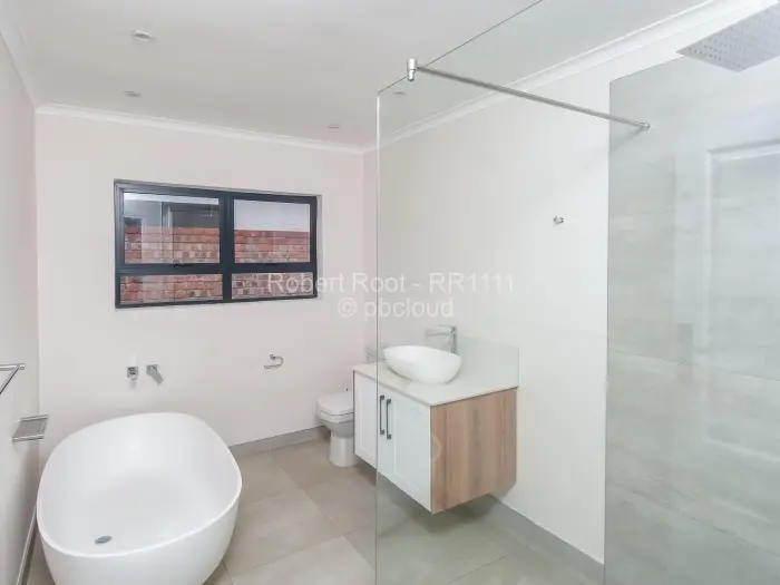 Townhouse/Cluster for Sale in Newlands, Harare