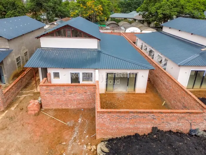 Townhouse/Cluster for Sale in Newlands, Harare