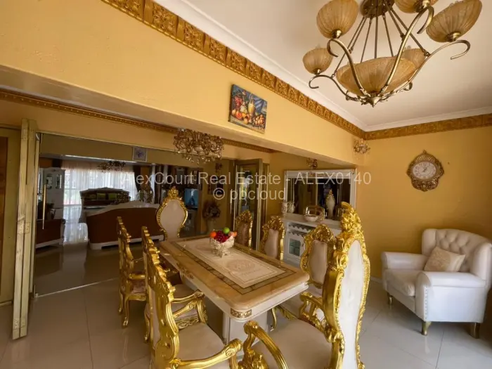 6 Bedroom House for Sale in Gletwin Park, Harare