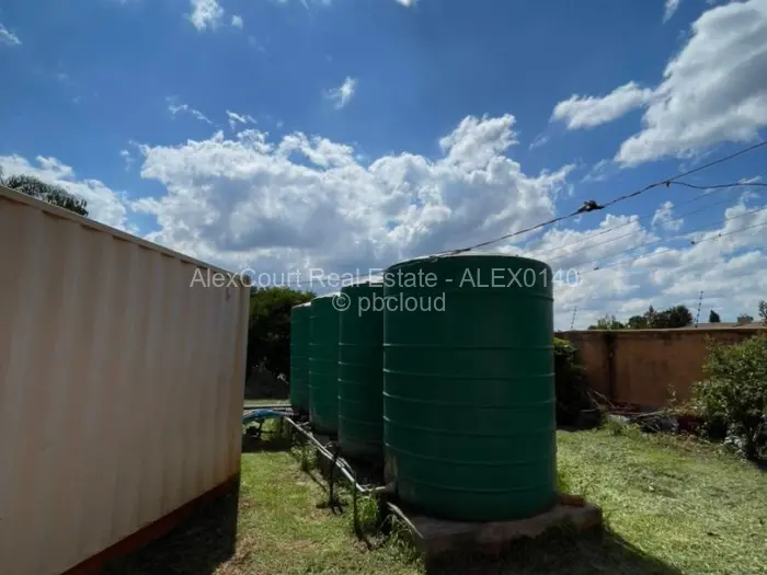 6 Bedroom House for Sale in Gletwin Park, Harare