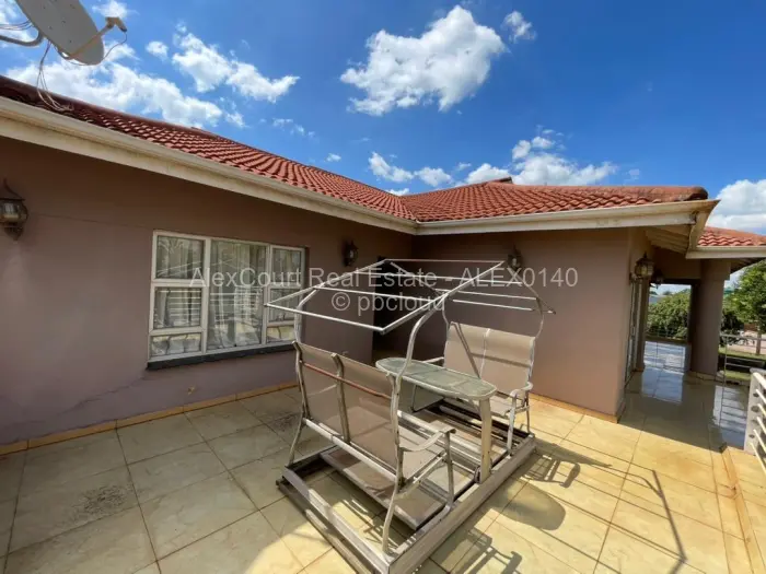 6 Bedroom House for Sale in Gletwin Park, Harare