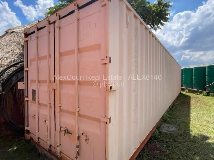 6 Bedroom House for Sale in Gletwin Park, Harare