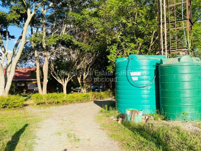 Commercial Stand for Sale in Damofalls, Damofalls