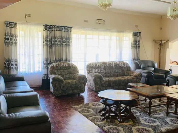 Commercial Stand for Sale in Damofalls, Damofalls