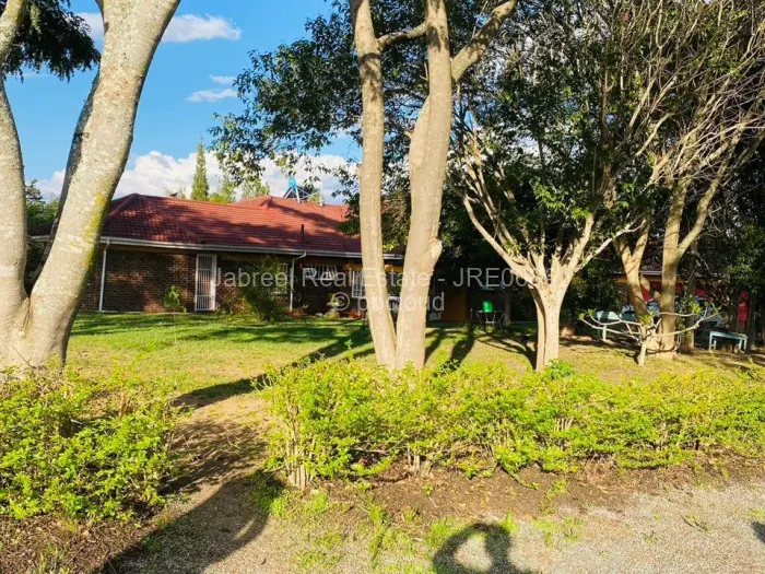 Commercial Stand for Sale in Damofalls, Damofalls