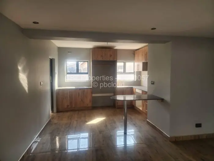 Townhouse/Cluster for Sale in Arlington, Harare