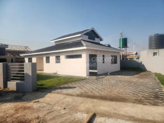 Townhouse/Cluster for Sale in Arlington, Harare