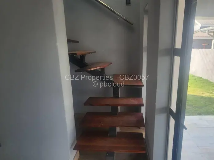 Townhouse/Cluster for Sale in Arlington, Harare