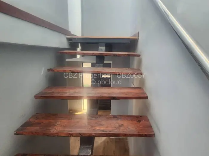 Townhouse/Cluster for Sale in Arlington, Harare