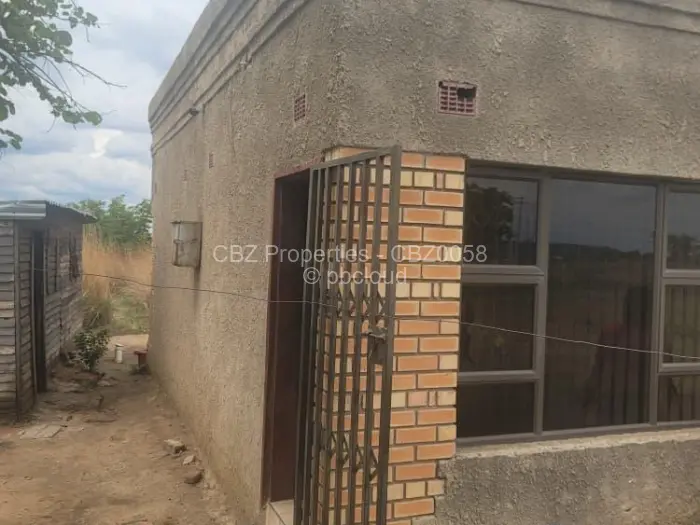 Residential Stand for Sale in Galloway, Norton