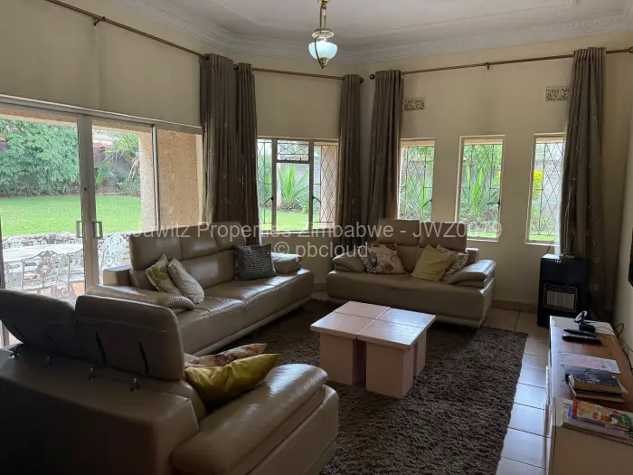 5 Bedroom House for Sale in Gunhill, Harare