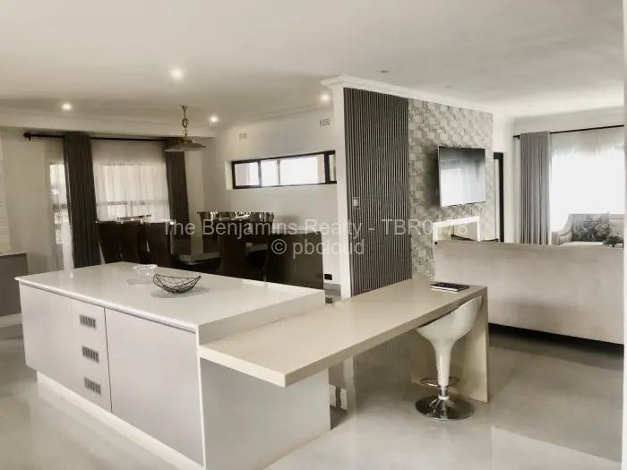 Townhouse/Cluster to Rent in Mount Pleasant