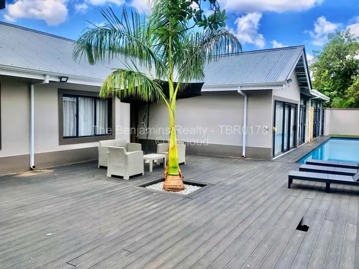 Townhouse/Cluster to Rent in Mount Pleasant