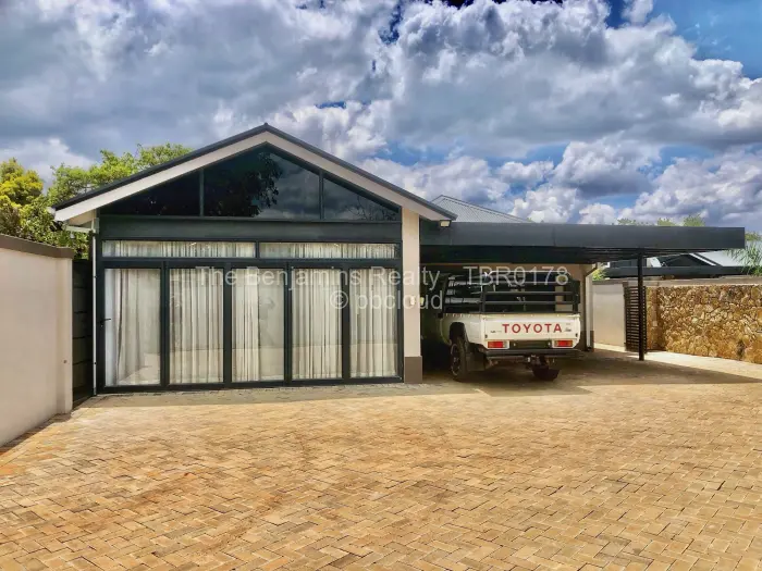 Townhouse/Cluster to Rent in Mount Pleasant