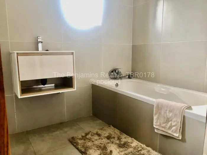 Townhouse/Cluster to Rent in Mount Pleasant