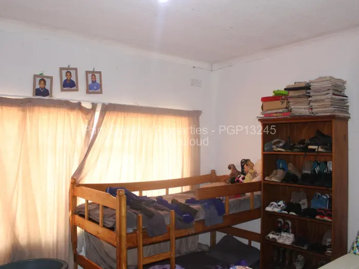 5 Bedroom House for Sale in Mandara, Harare