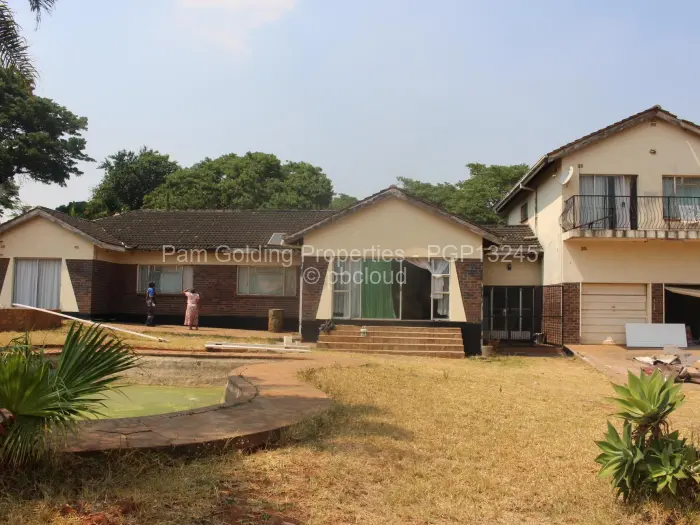 5 Bedroom House for Sale in Mandara, Harare