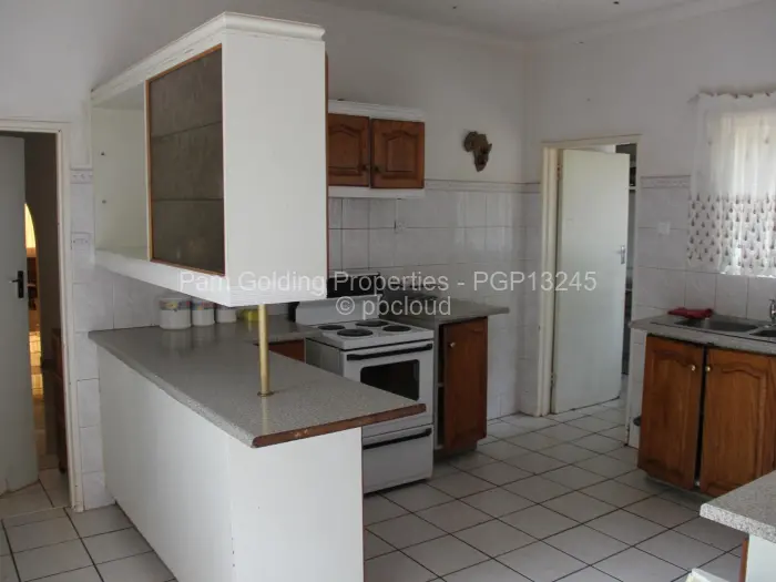 5 Bedroom House for Sale in Mandara, Harare